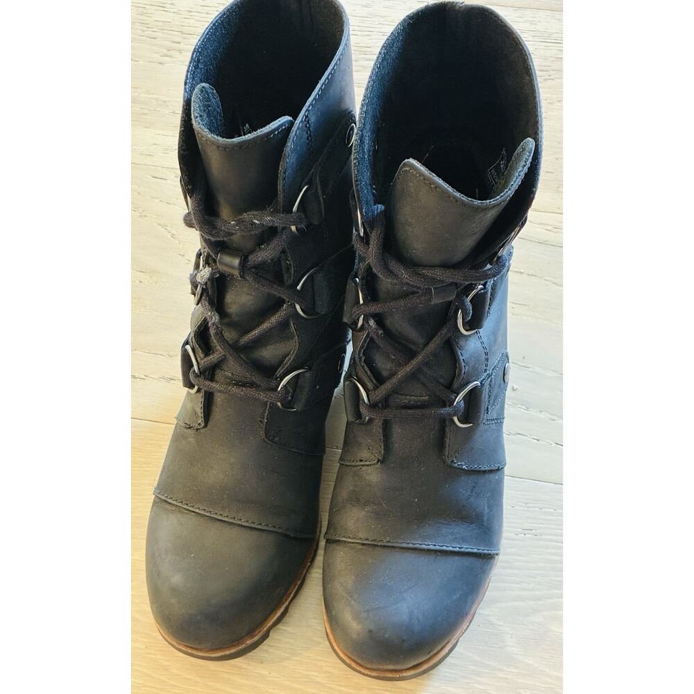 Sorel Joan of Arctic Wedge Mid Sz 7.5 Black Kettle Leather Lace Waterproof Boots